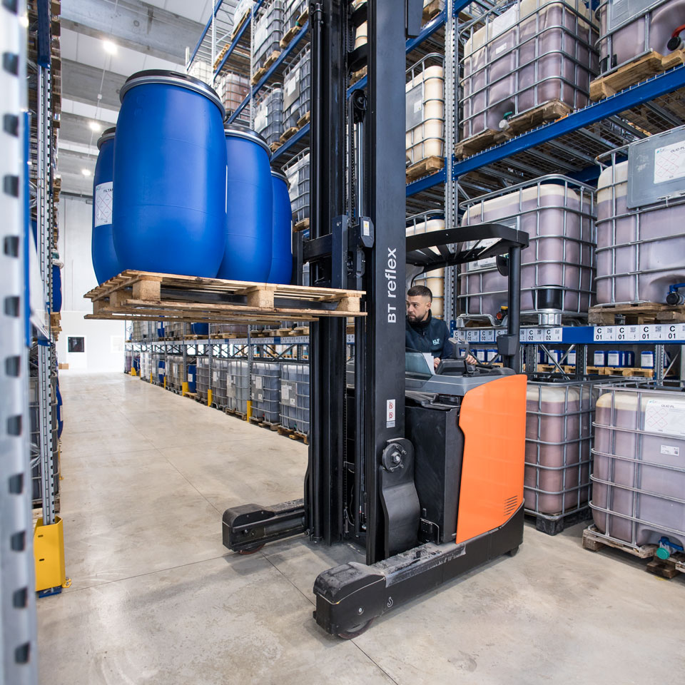 LOGISTICA-3